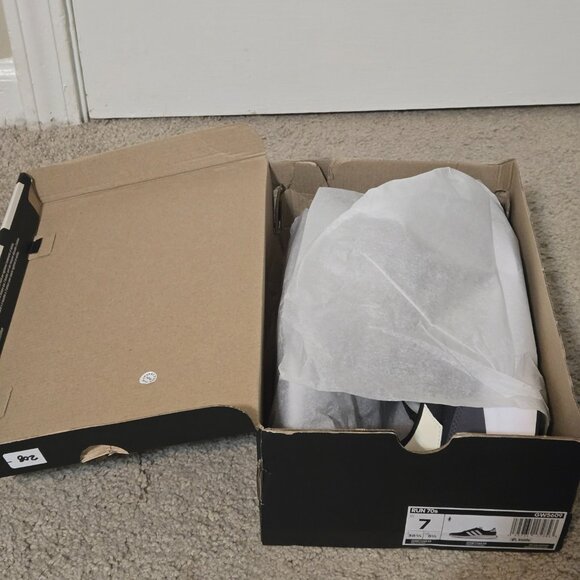 Adidas Run 70's_Size 7_Black and White NWT - Picture 4 of 4